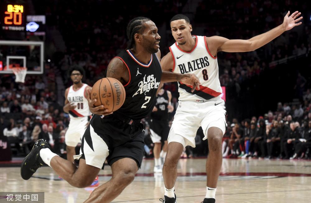 球迷们遐想 球迷们遐想